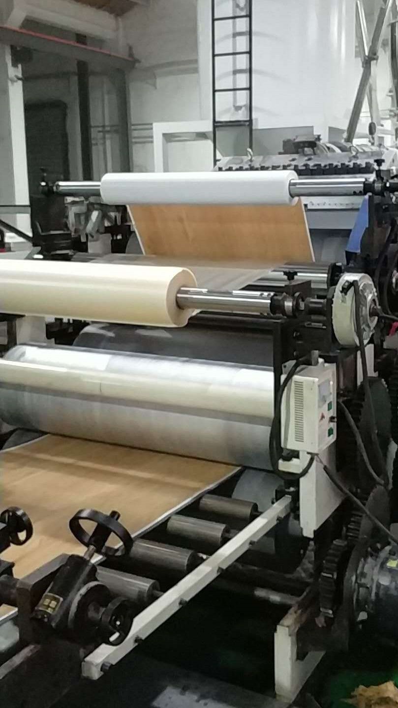 LVT Floor Extrusion Line3