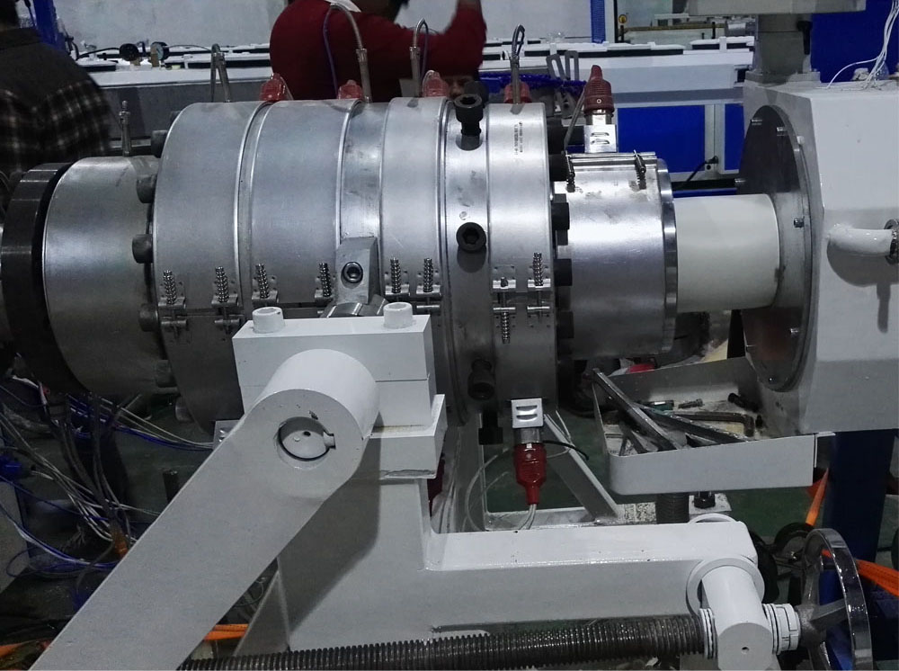 PE PP PPR PVC pipe extrusion die.jpg
