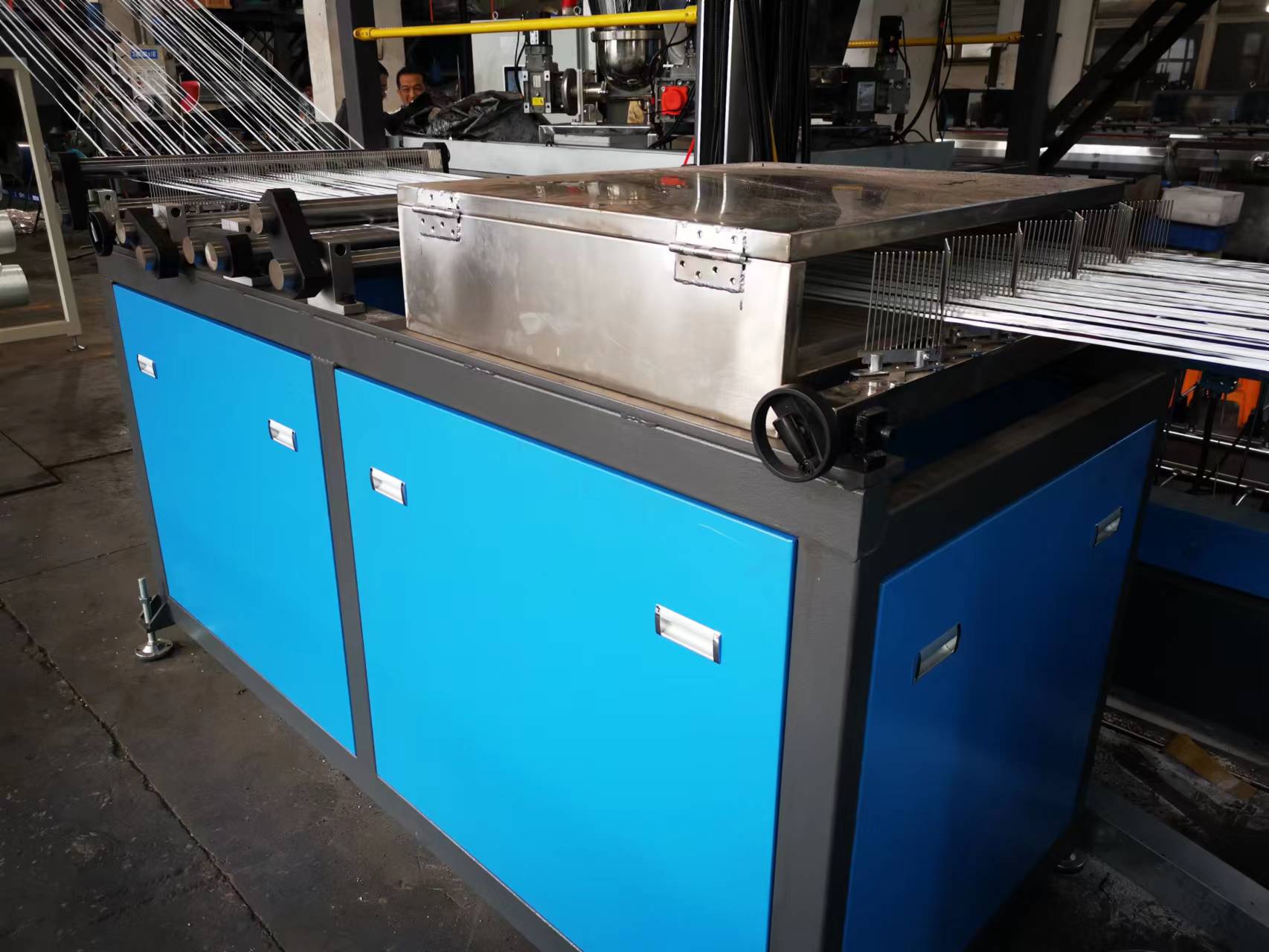Long Glass Fiber Reinforced Thermoplastics Composites Pellets Making Machine(LFRT)